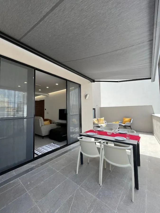 St Julians Penthouse Διαμέρισμα Saint Julian's